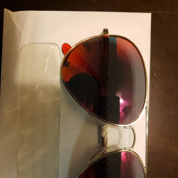 COPY - Invicta Red Mirrored Sunglasses - Picture 6 of 6